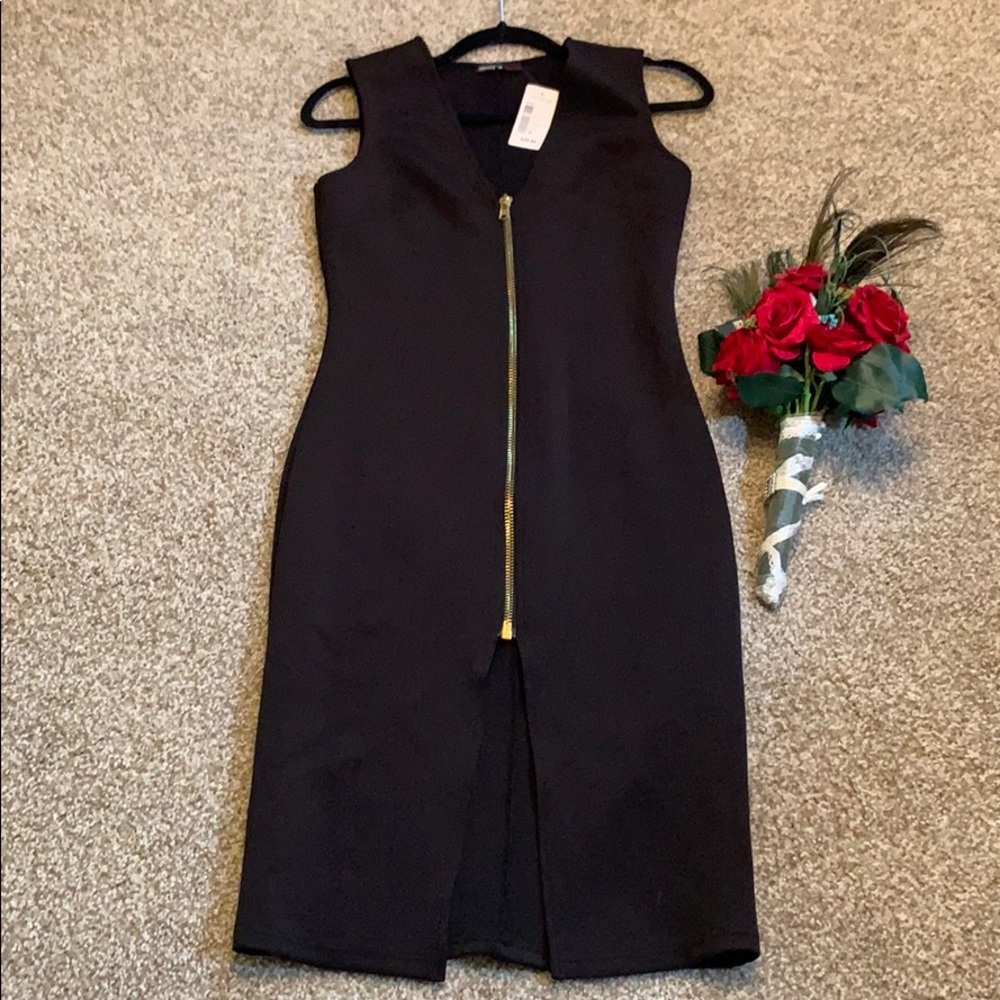 NWT BLACK GOLD ZIPPER BODYCON DRESS
